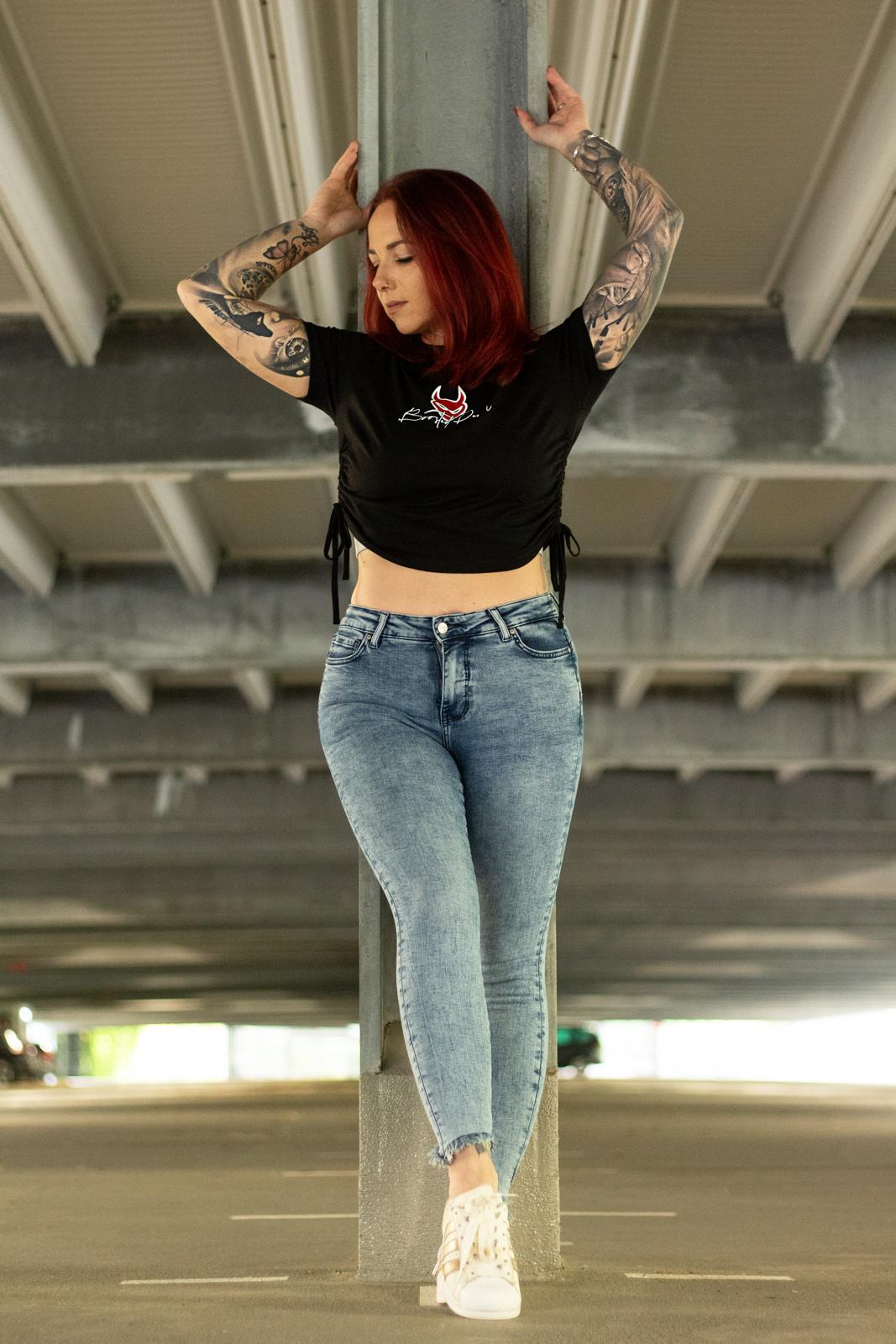 BoostedDevil Crop Shirt | Shirt aus 100% Baumwolle | Frontprint