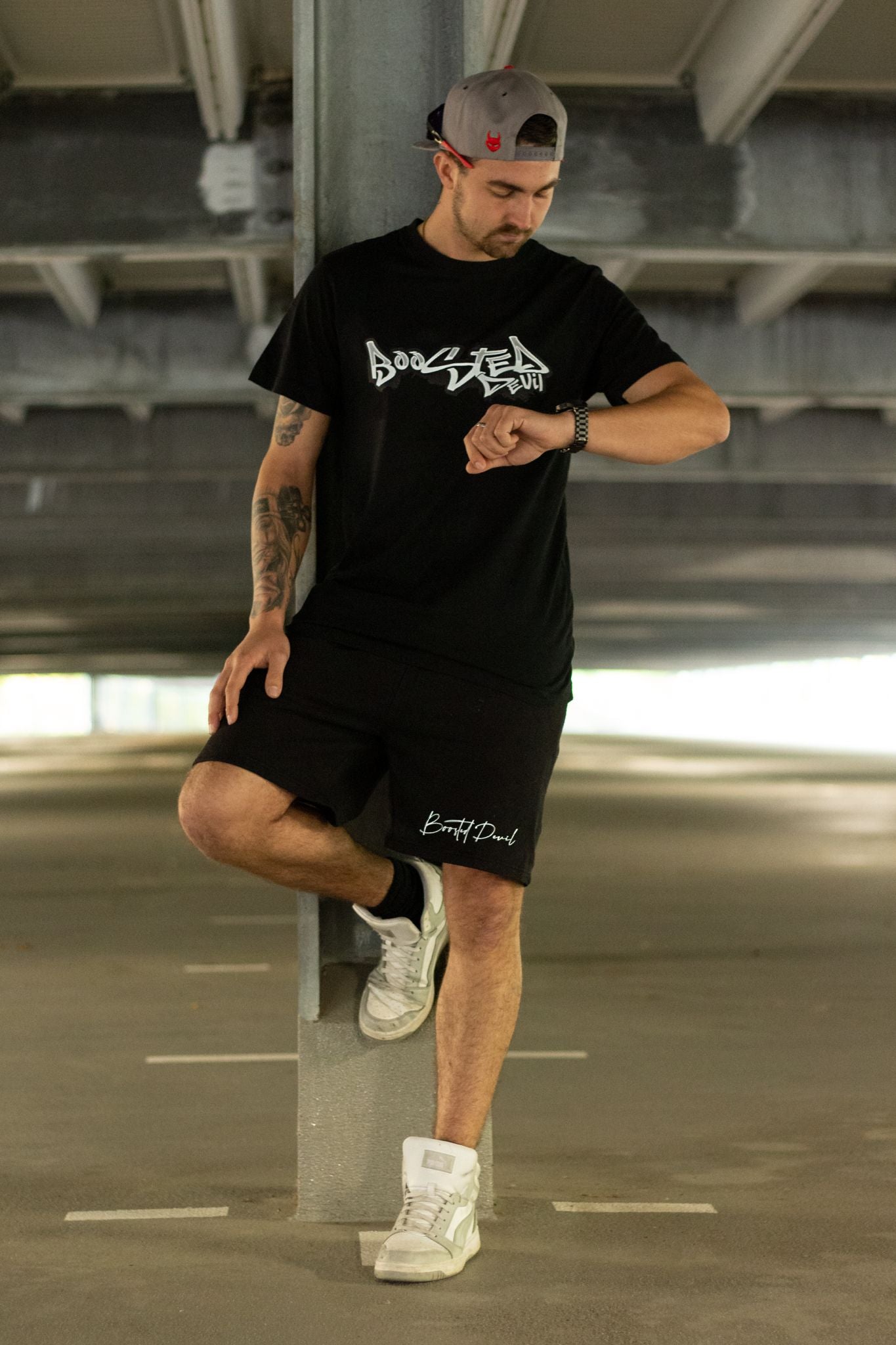 BoostedDevil Shorts | Shorts aus Baumwolle/ Polyester | Front- und Backprint